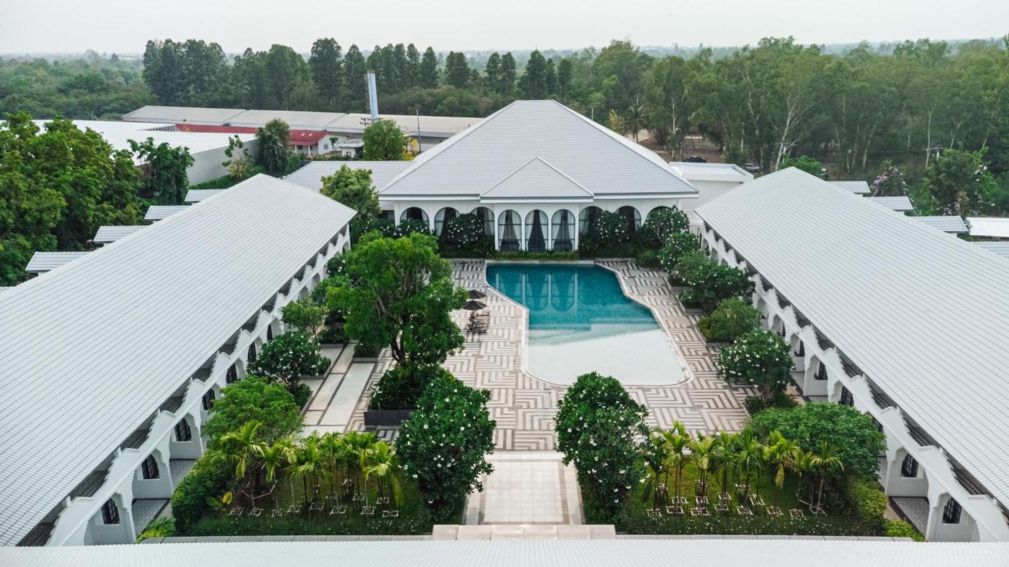 Indochina Hotel Sa Kaeo Buitenkant foto