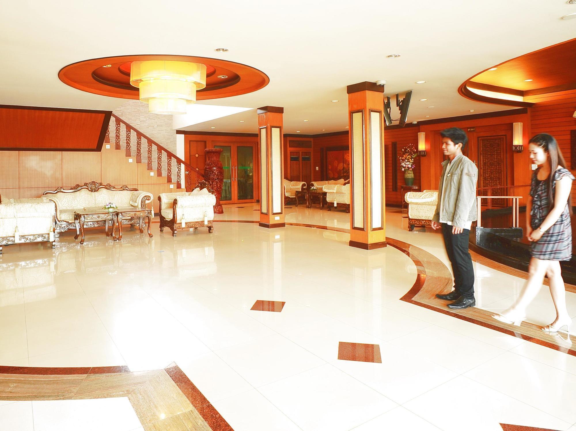 Indochina Hotel Sa Kaeo Buitenkant foto